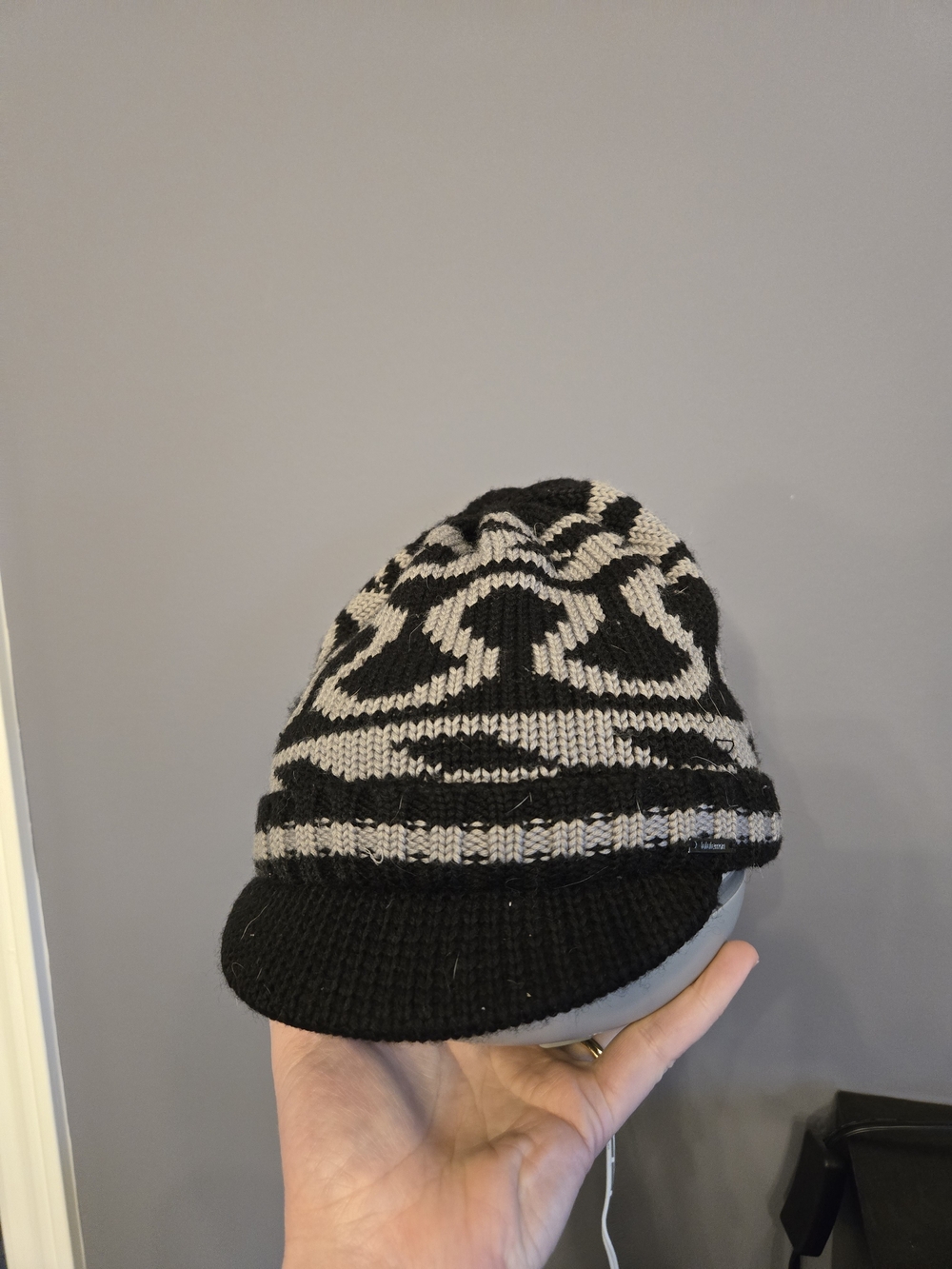 lululemon athletica Black & Cream Knit Visor Beanie